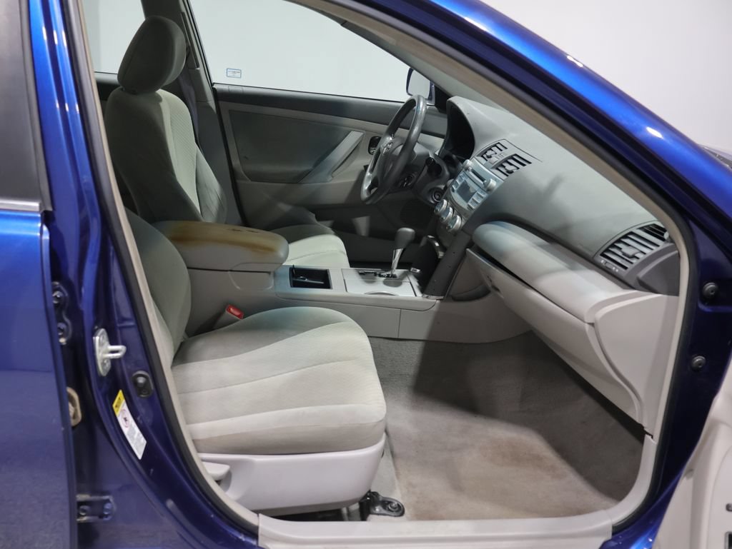 Used 2009 Toyota Camry FWD image 19