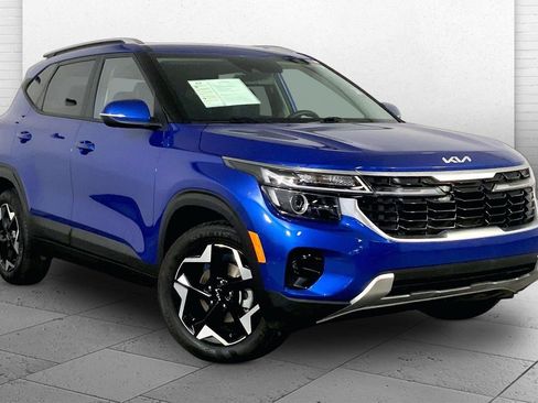 Used 2025 Kia Seltos S FWD image 1