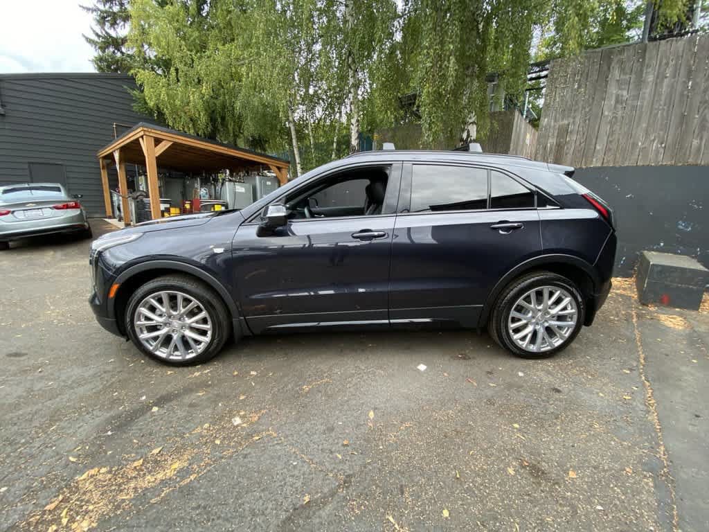 Used 2023 Cadillac XT4 Sport w/ Cold Weather Package AWD/4WD image 3