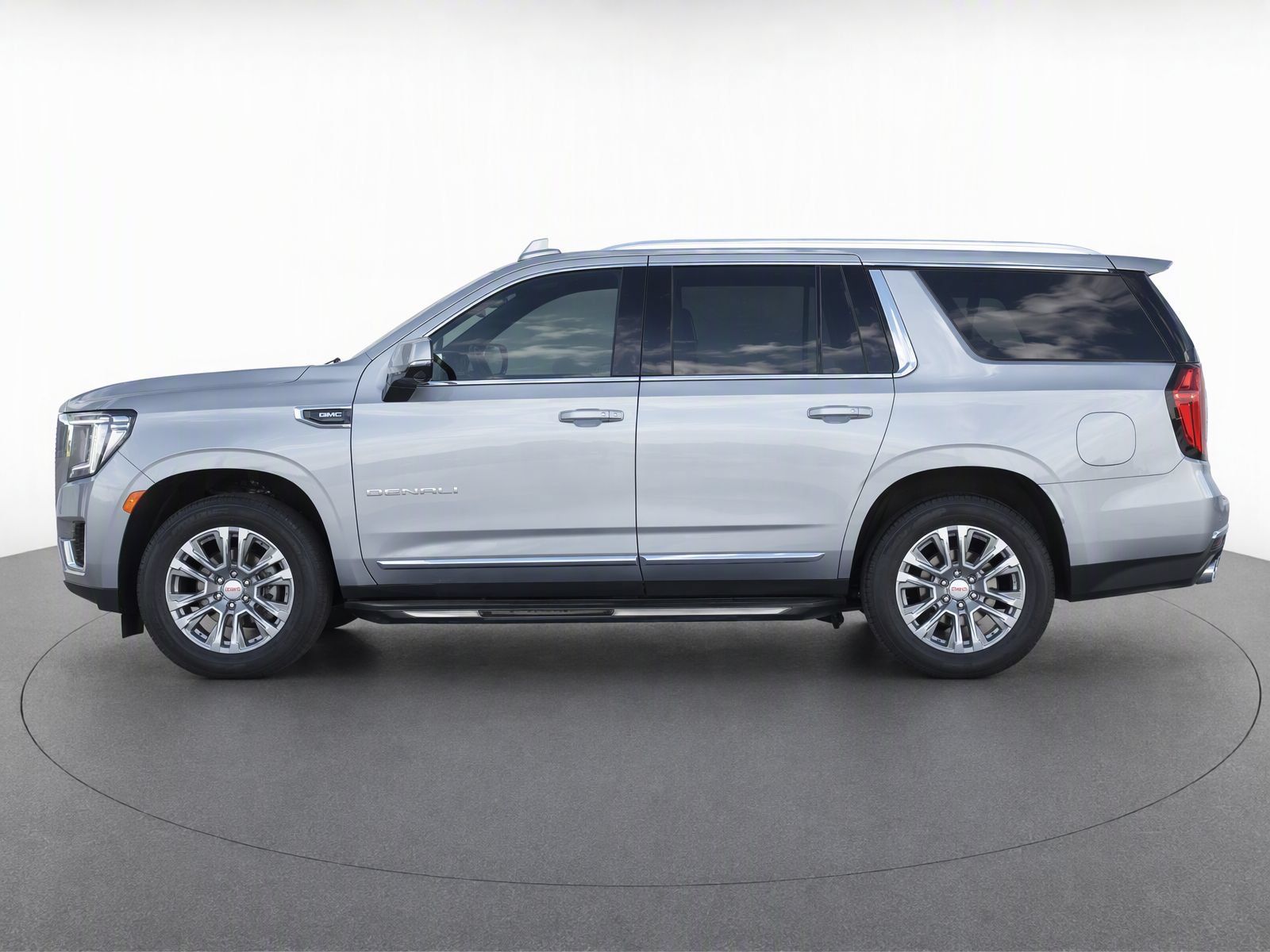 Used 2023 GMC Yukon XL Denali RWD image 6