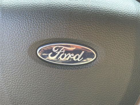 Used 2019 Ford F450 Platinum w/ Platinum Ultimate Package AWD/4WD image 25