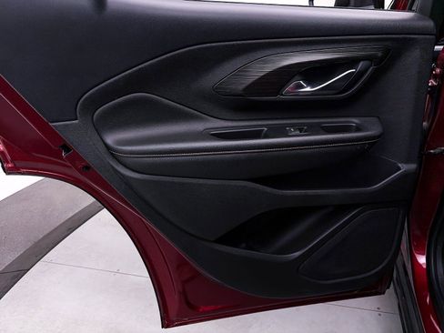 Used 2018 GMC Terrain SLT w/ Preferred Package image 28