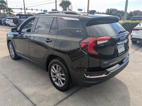 Used 2023 GMC Terrain SLT image 5