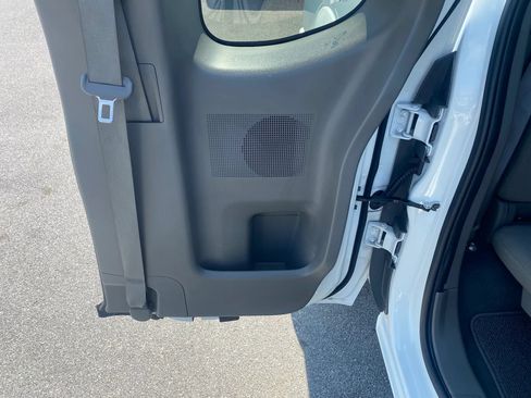 Used 2019 Nissan Frontier S RWD image 23