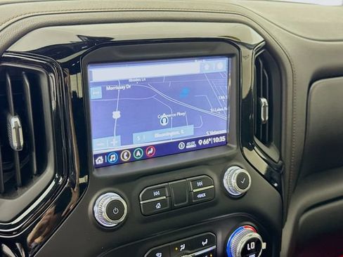 Used 2020 GMC Sierra 2500 AT4 w/ AT4 Premium Package AWD/4WD image 14