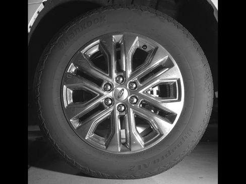 Used 2025 Ford F150 Lariat w/ Equipment Group 501A Mid AWD/4WD image 11