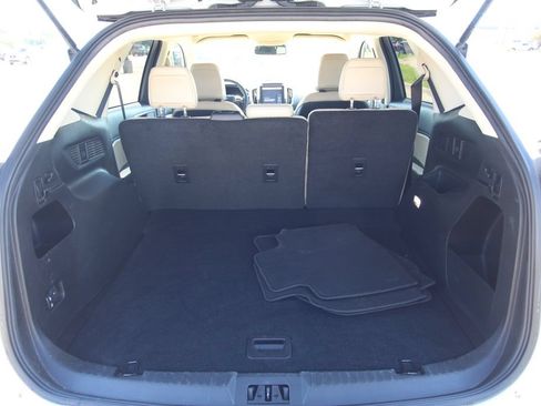 Used 2024 Ford Edge SEL AWD/4WD image 14