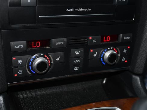 Used 2011 Audi Q7 TDI Premium AWD/4WD image 16