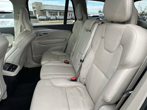 Used 2023 Volvo XC90 B5 Core w/ Climate Package image 13