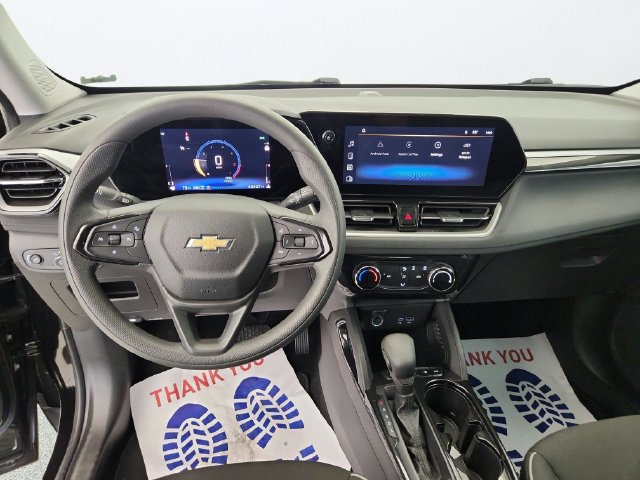 Used 2025 Chevrolet TrailBlazer LT AWD/4WD image 13