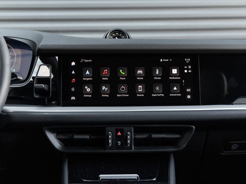 Certified 2025 Porsche Cayenne Coupe image 21