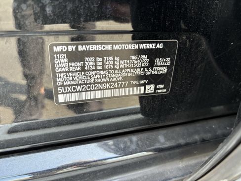 Used 2022 BMW X7 xDrive40i w/ M Sport Package AWD/4WD image 38