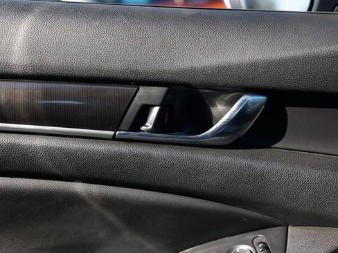 Used 2019 Honda Accord Sport image 44