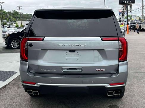 New 2026 GMC Yukon XL Denali AWD/4WD image 4