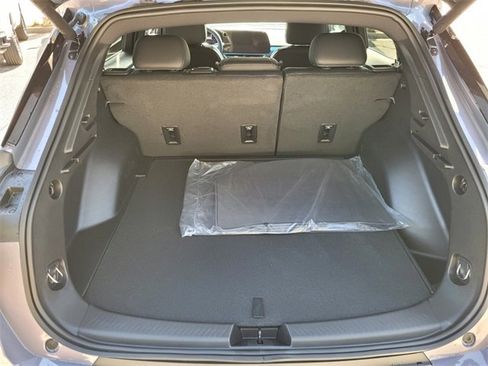 New 2026 Chevrolet Equinox EV LT image 20