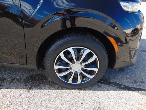 Used 2021 Kia Soul LX image 27