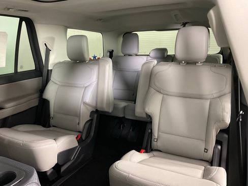 New 2027 Ford Expedition Active RWD image 16