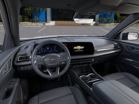 New 2026 Chevrolet Traverse LT w/ Midnight/Sport Edition FWD image 16