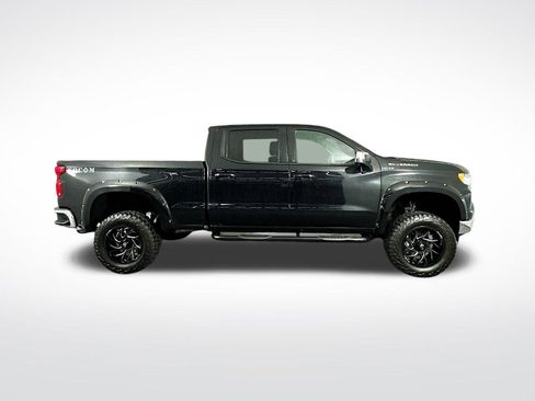 Used 2023 Chevrolet Silverado 1500 LT w/ Protection Package image 9