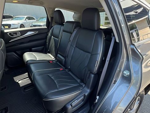 Used 2020 INFINITI QX60 Luxe w/ Essential Package image 39