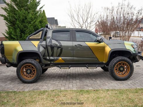 Used 2017 Chevrolet Colorado ZR2 w/ LPO, Premium Interior Package image 9