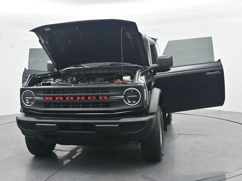 Used 2022 Ford Bronco 2-Door AWD/4WD image 39