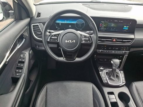 Used 2024 Kia Seltos SX AWD/4WD image 12