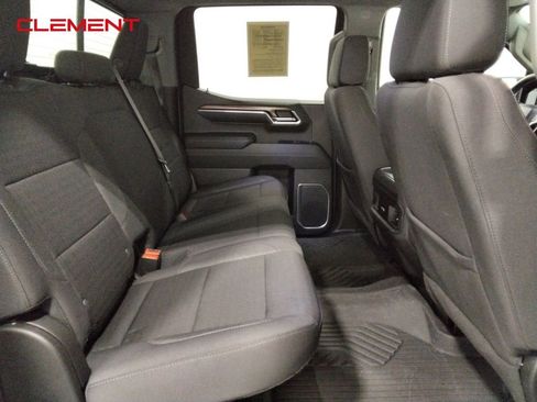 Used 2023 Chevrolet Silverado 1500 RST image 32