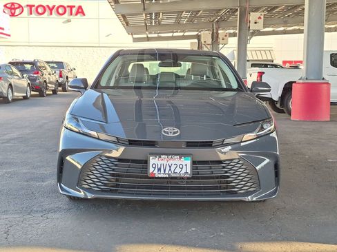 Used 2026 Toyota Camry LE FWD image 3