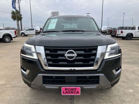 Used 2024 Nissan Armada Platinum w/ Captain's Chairs Package image 2