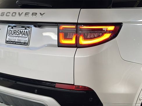 Used 2024 Land Rover Discovery Sport S image 8