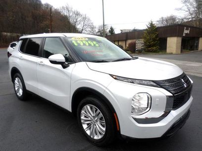 Used 2022 Mitsubishi Outlander ES