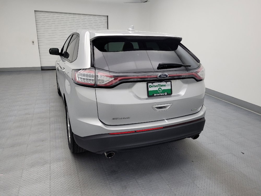 Used 2018 Ford Edge SE FWD image 6