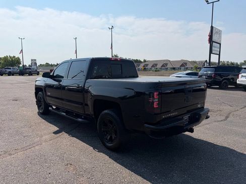 Used 2018 Chevrolet Silverado 1500 LTZ Z71 w/ LTZ Plus Package AWD/4WD image 7
