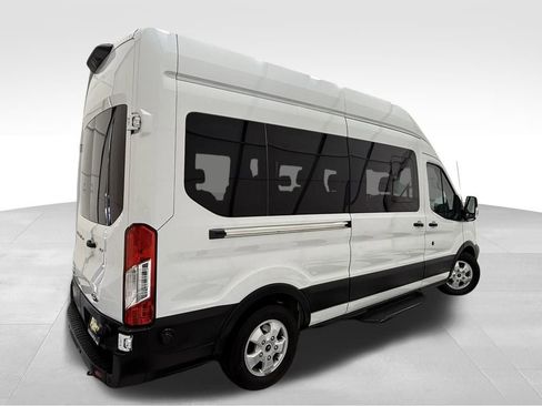 Used 2019 Ford Transit 350 XLT image 6