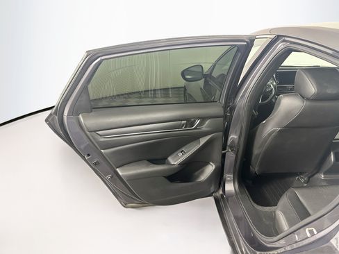 Used 2019 Honda Accord Sport image 25