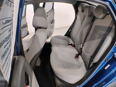 Used 2016 Hyundai Accent SE image 12