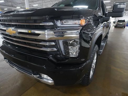 Certified 2022 Chevrolet Silverado 2500 High Country w/ Z71 Off-Road Package image 22