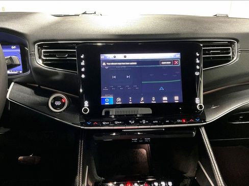 Used 2023 Jeep Wagoneer 4WD w/ Convenience Group I image 8