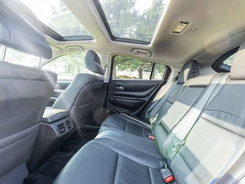 Used 2010 Acura ZDX w/ Technology Package AWD/4WD image 13