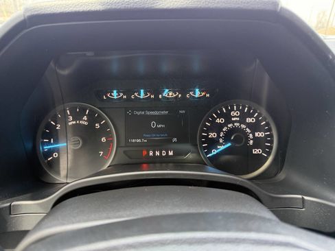 Used 2019 Ford F150 XLT w/ Equipment Group 302A Luxury image 21