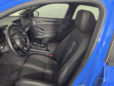Used 2025 Honda Civic Sport image 10