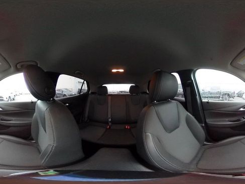 Used 2025 Buick Encore GX Preferred image 41