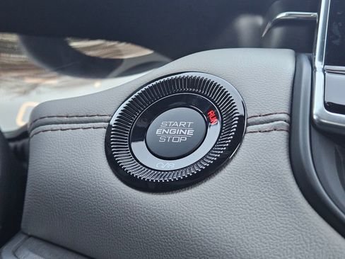 New 2026 Jeep Compass Limited image 20