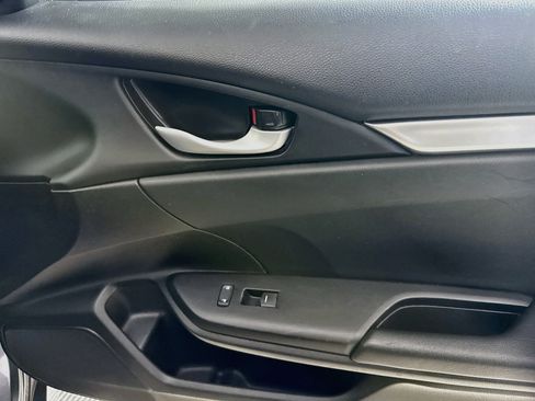 Used 2021 Honda Civic Sport image 31