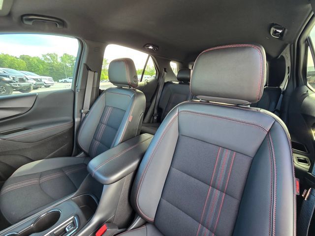 Used 2024 Chevrolet Equinox RS AWD/4WD image 24