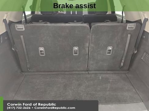 Used 2024 Nissan Pathfinder S image 24