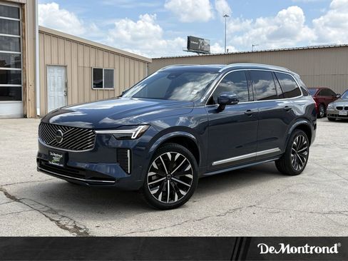 Used 2026 Volvo XC90 B5 Plus w/ Protection Package Premier AWD/4WD image 1