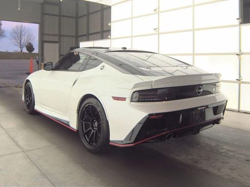 Used 2024 Nissan Z NISMO w/ Floor Mat Package image 3