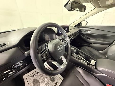 Used 2023 Honda Accord Touring image 8